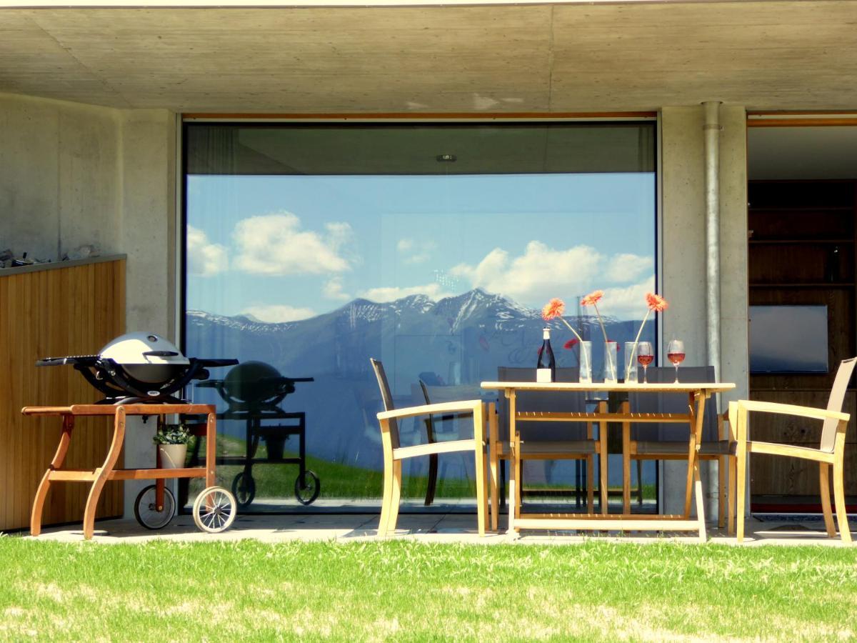 Casa Admisa, Spektakulaere Aussicht, Ski In And Out, Hochwertige Einrichtung, Valserstein Und Eiche Flims Dış mekan fotoğraf