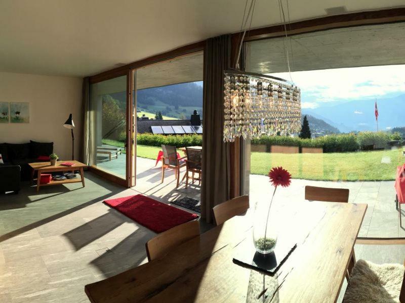 Casa Admisa, Spektakulaere Aussicht, Ski In And Out, Hochwertige Einrichtung, Valserstein Und Eiche Flims Dış mekan fotoğraf